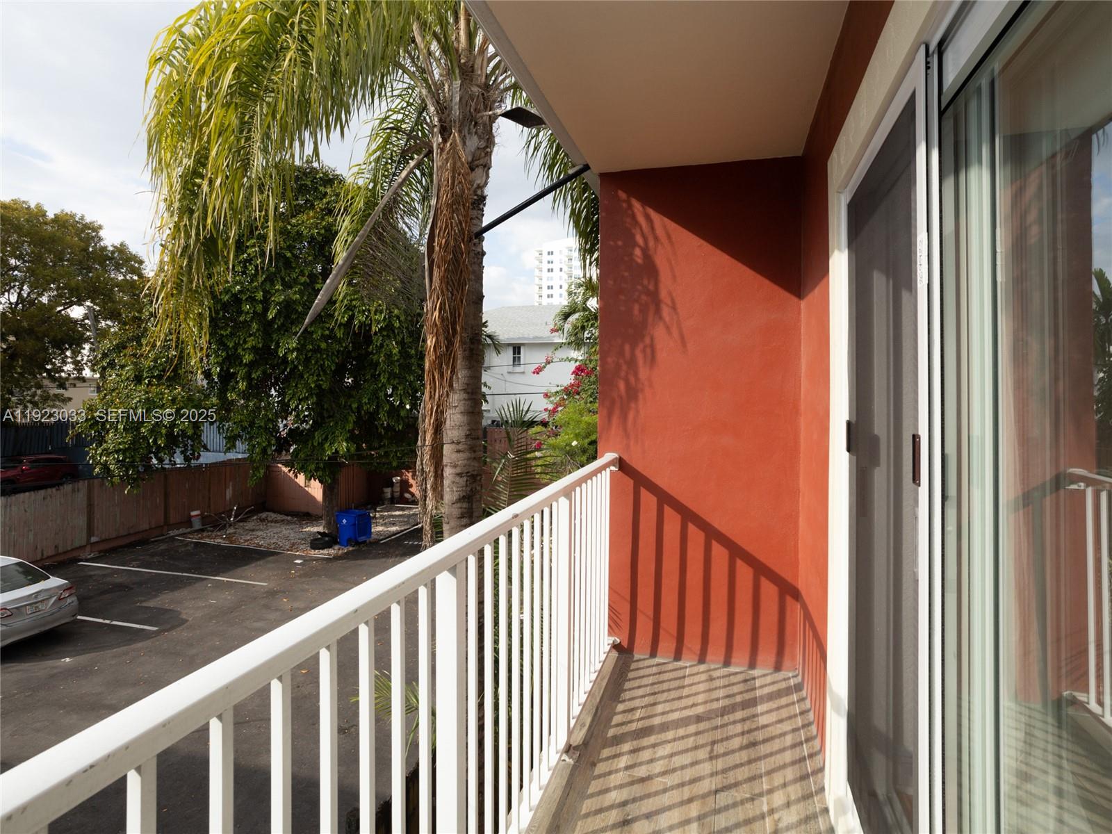 437 SW 3rd St #2, Miami FL 33130