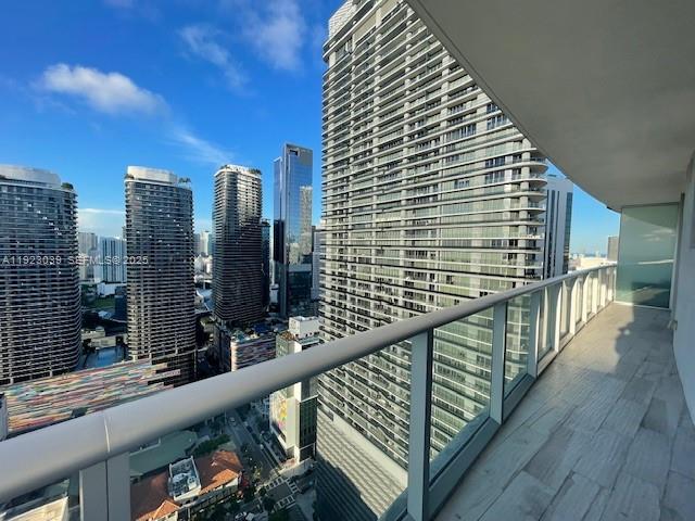 1100 S Miami Ave #3907, Miami FL 33130