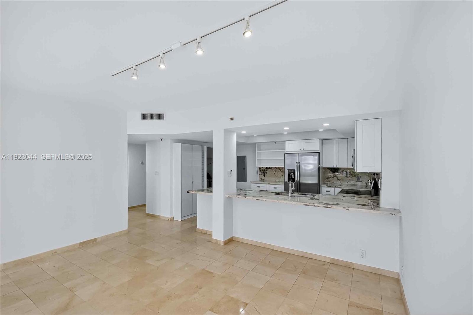520 Brickell Key Dr #A604, Miami FL 33131