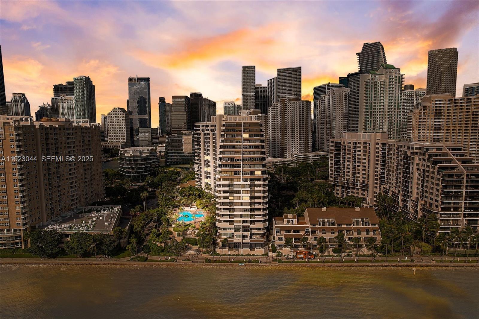 520 Brickell Key Dr #A604, Miami FL 33131