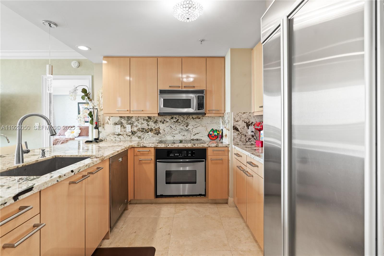 3350 SW 27 AV #1706, Coconut Grove FL 33133