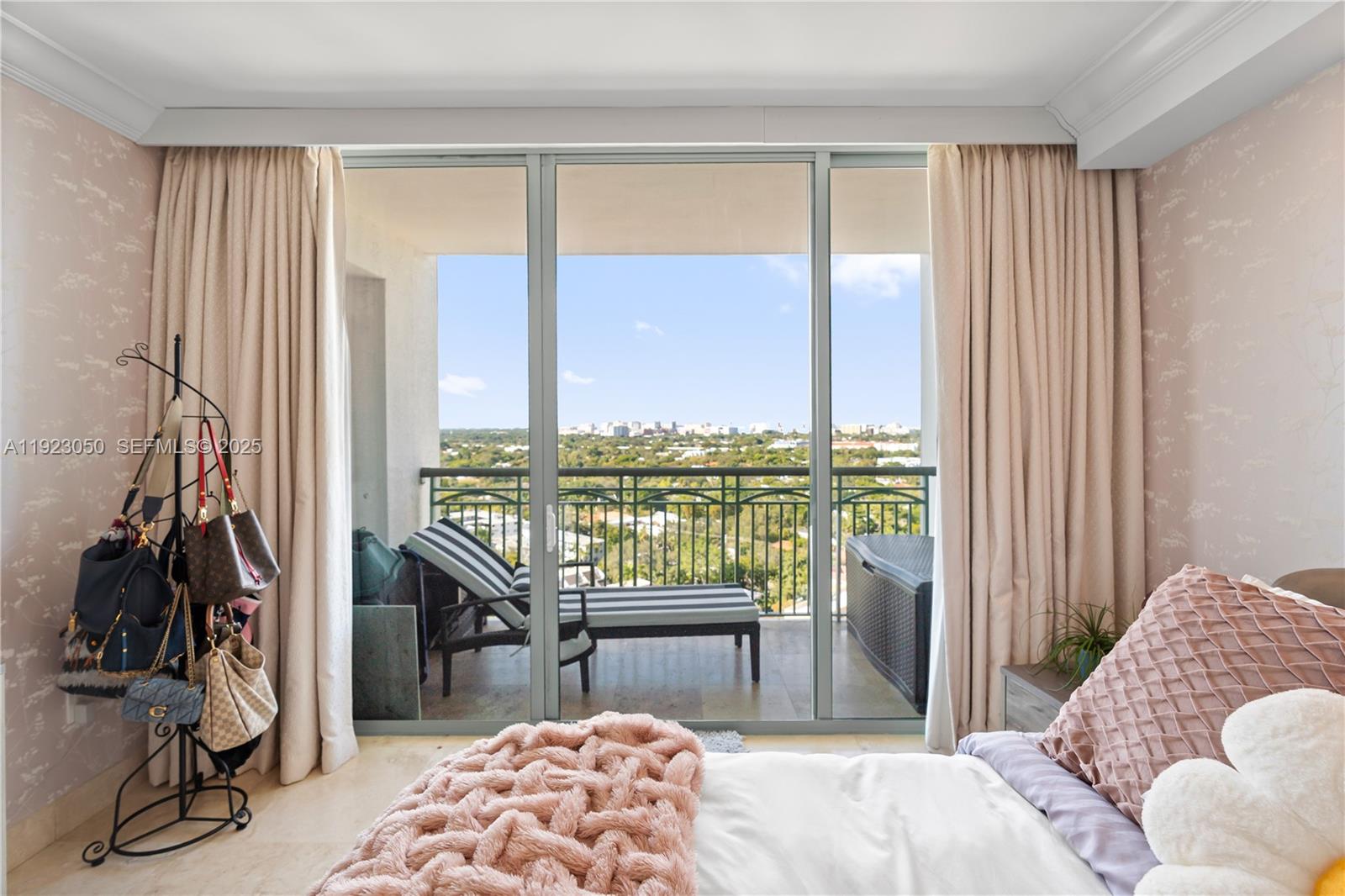 3350 SW 27 AV #1706, Coconut Grove FL 33133