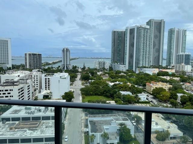 121 NE 34th St #1604, Miami FL 33137