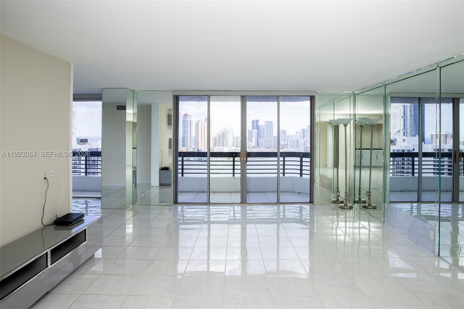 3500 Mystic Pointe Dr #3506, Aventura FL 33180