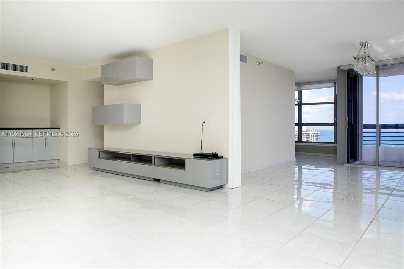 3500 Mystic Pointe Dr #3506, Aventura FL 33180