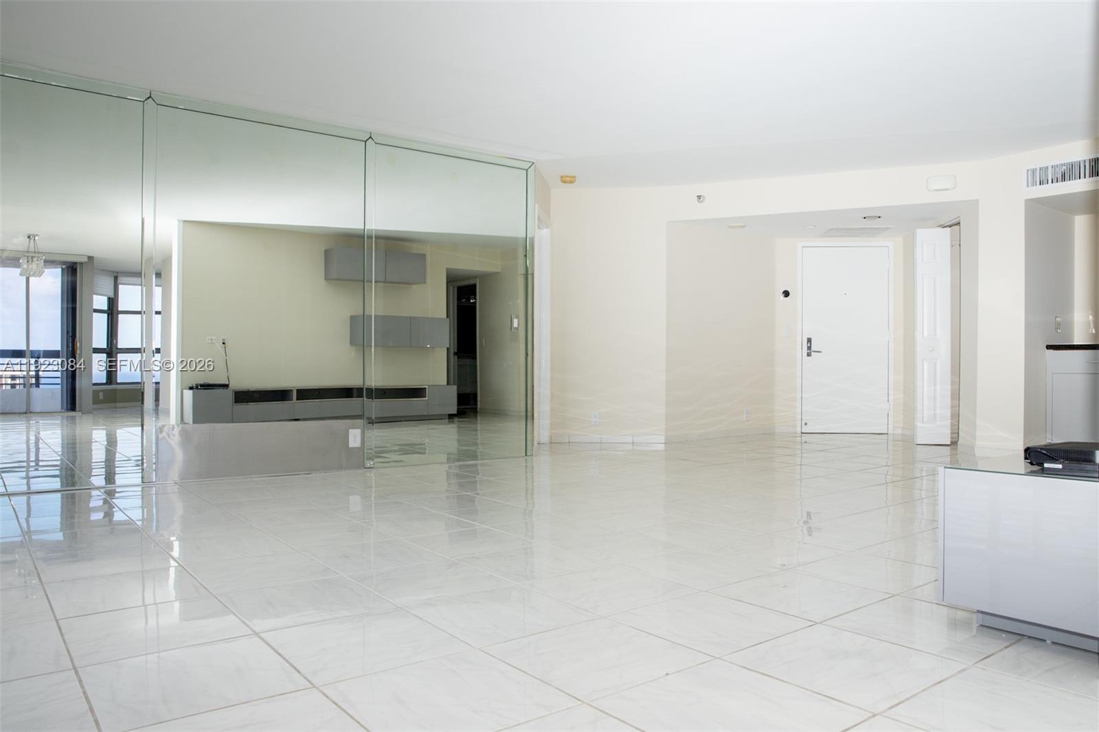3500 Mystic Pointe Dr #3506, Aventura FL 33180