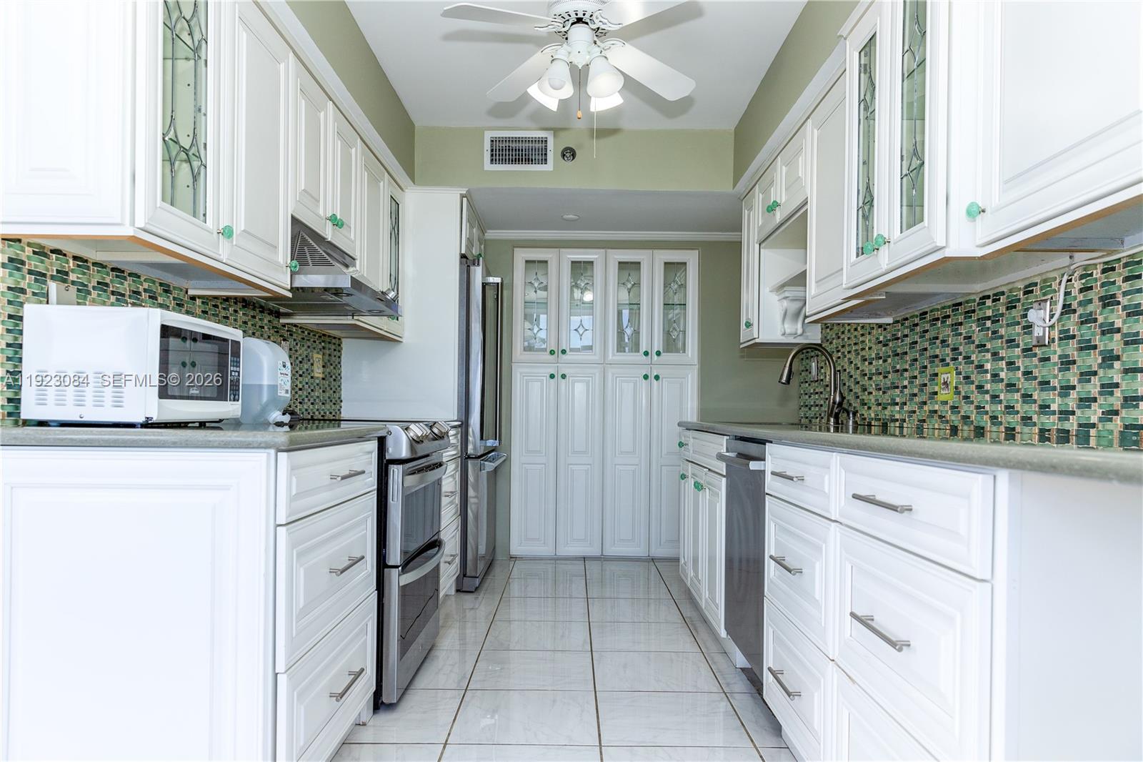 3500 Mystic Pointe Dr #3506, Aventura FL 33180