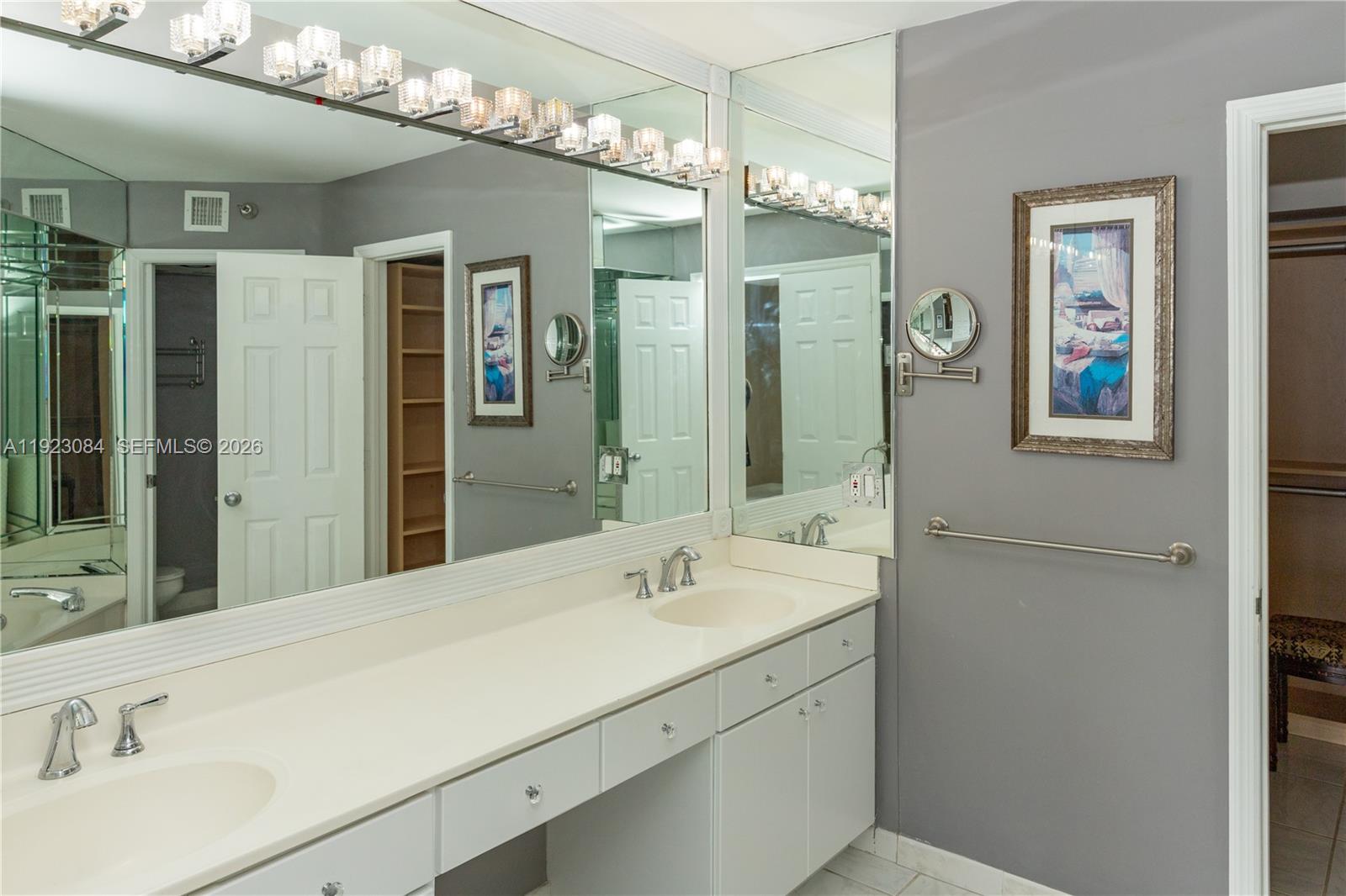 3500 Mystic Pointe Dr #3506, Aventura FL 33180