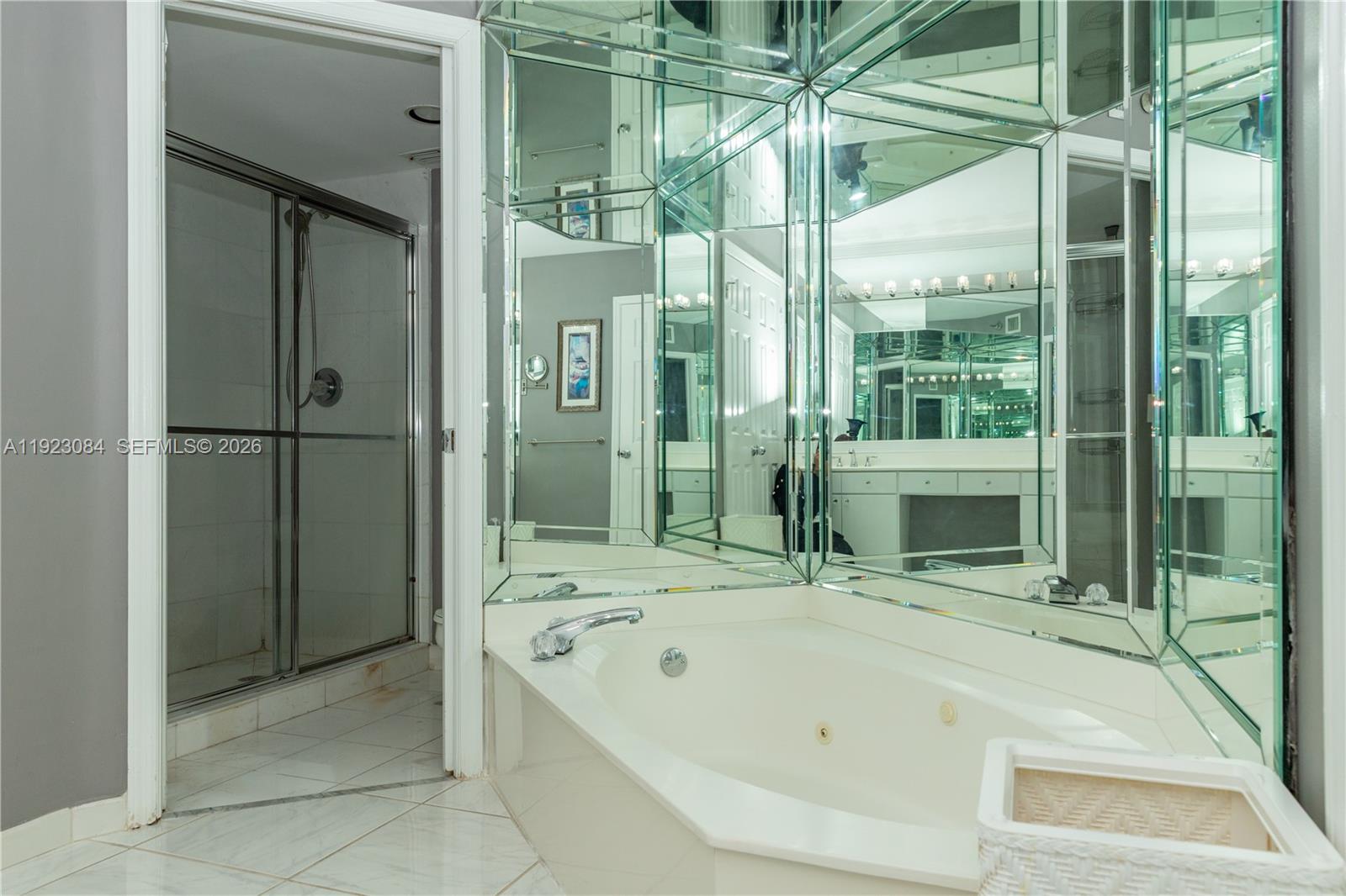 3500 Mystic Pointe Dr #3506, Aventura FL 33180