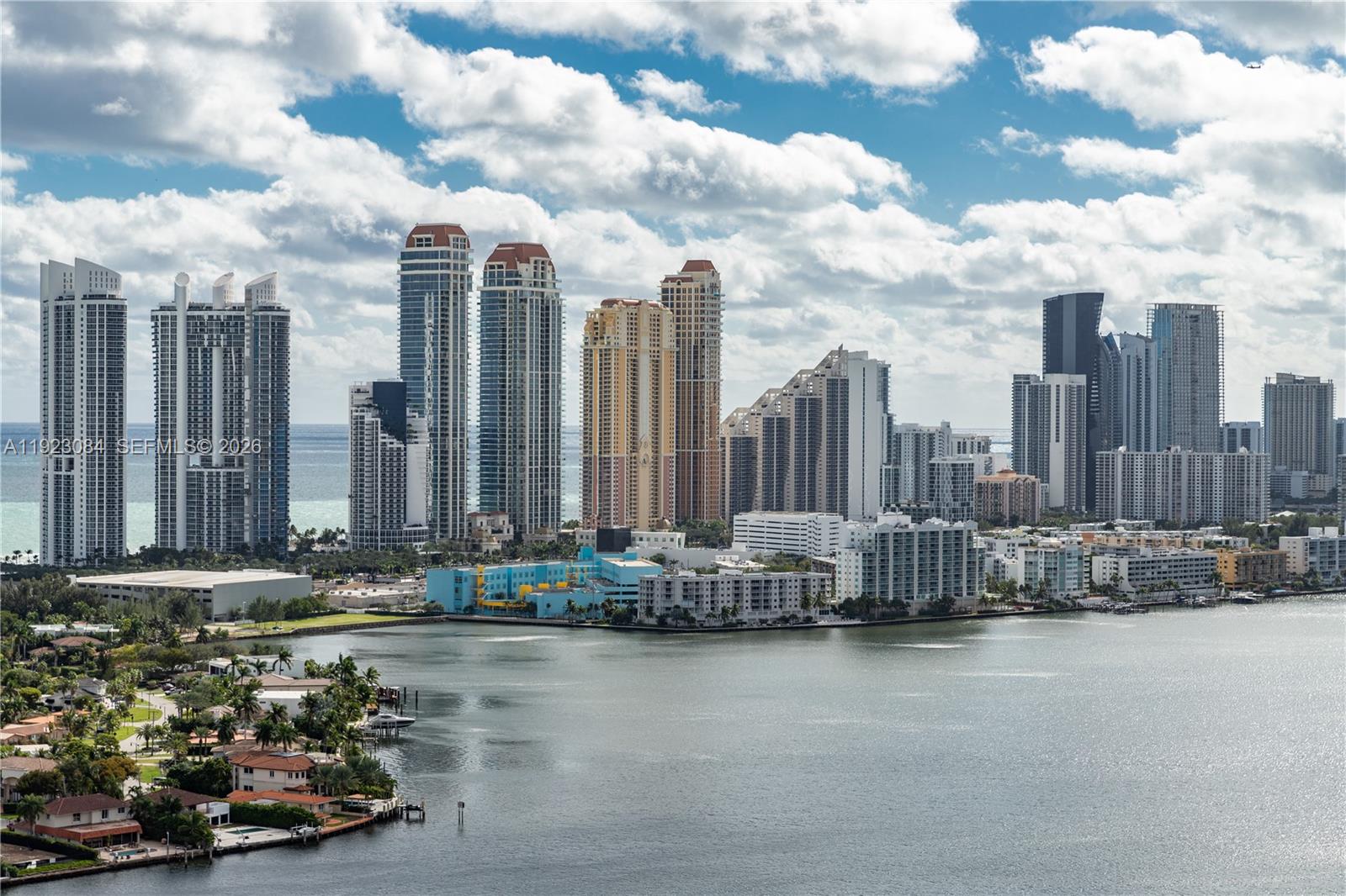 3500 Mystic Pointe Dr #3506, Aventura FL 33180