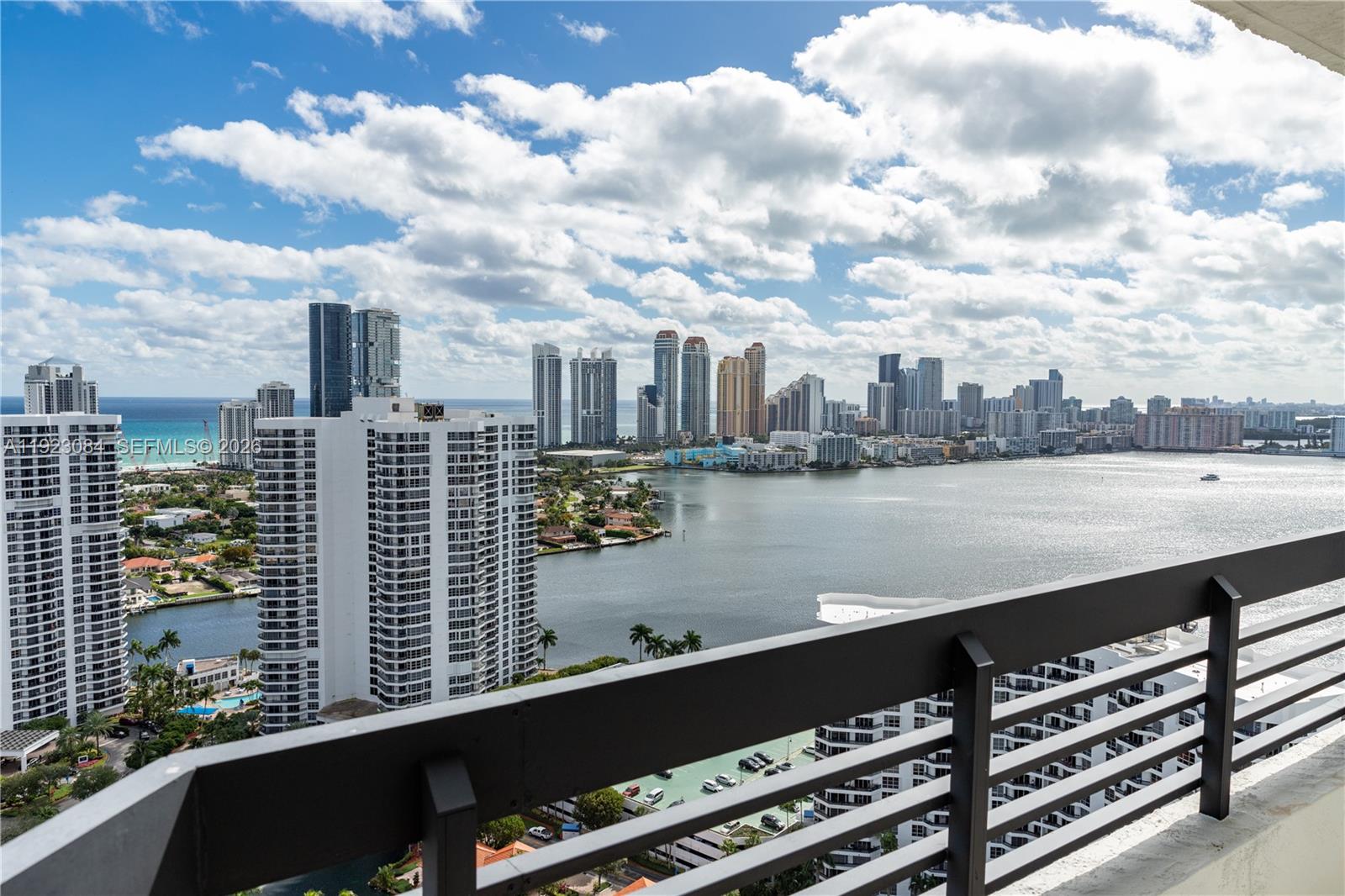 3500 Mystic Pointe Dr #3506, Aventura FL 33180