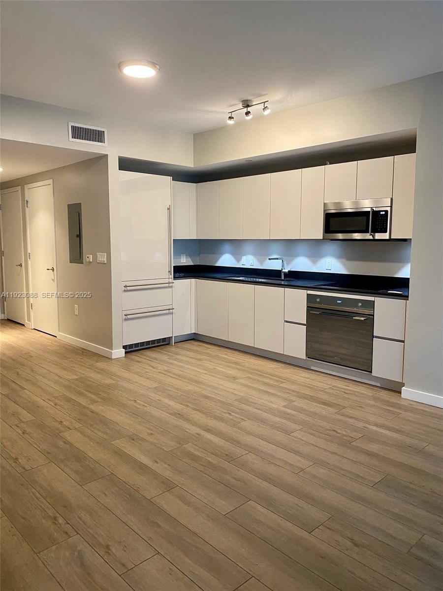 1010 Brickell Ave #1508, Miami FL 33131