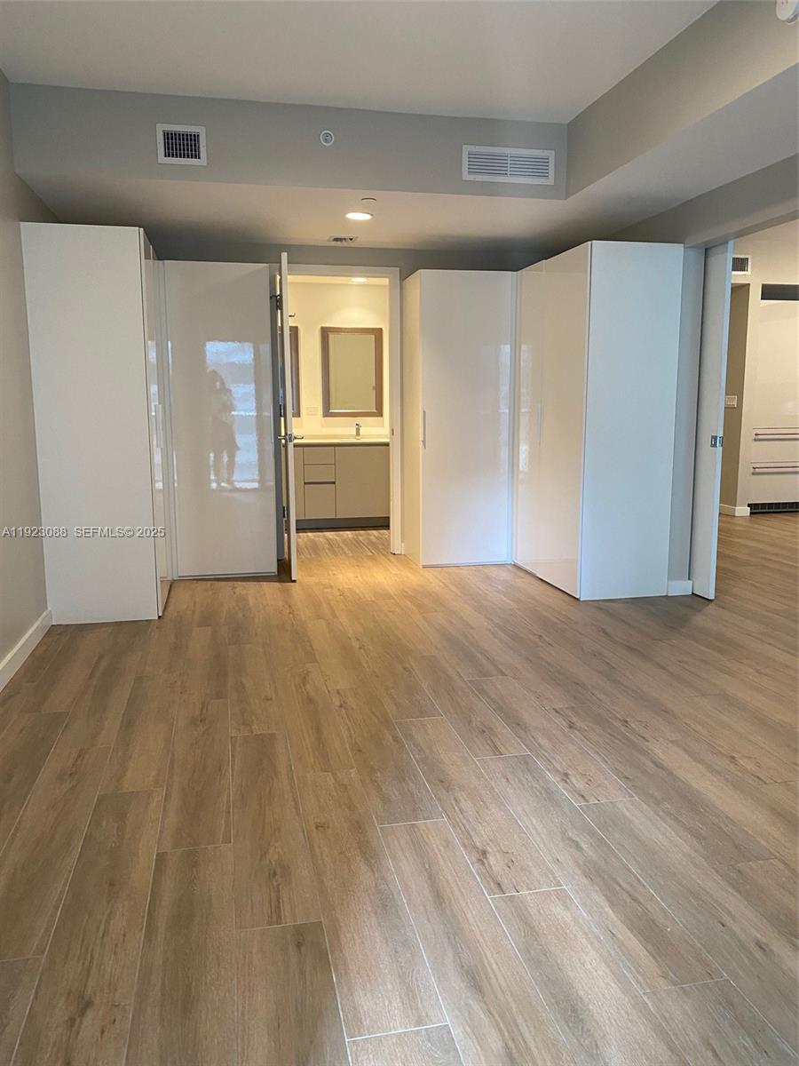 1010 Brickell Ave #1508, Miami FL 33131