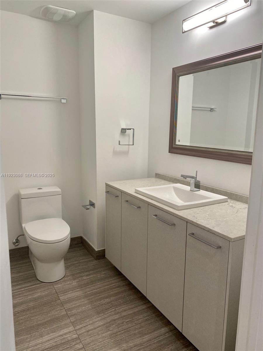 1010 Brickell Ave #1508, Miami FL 33131