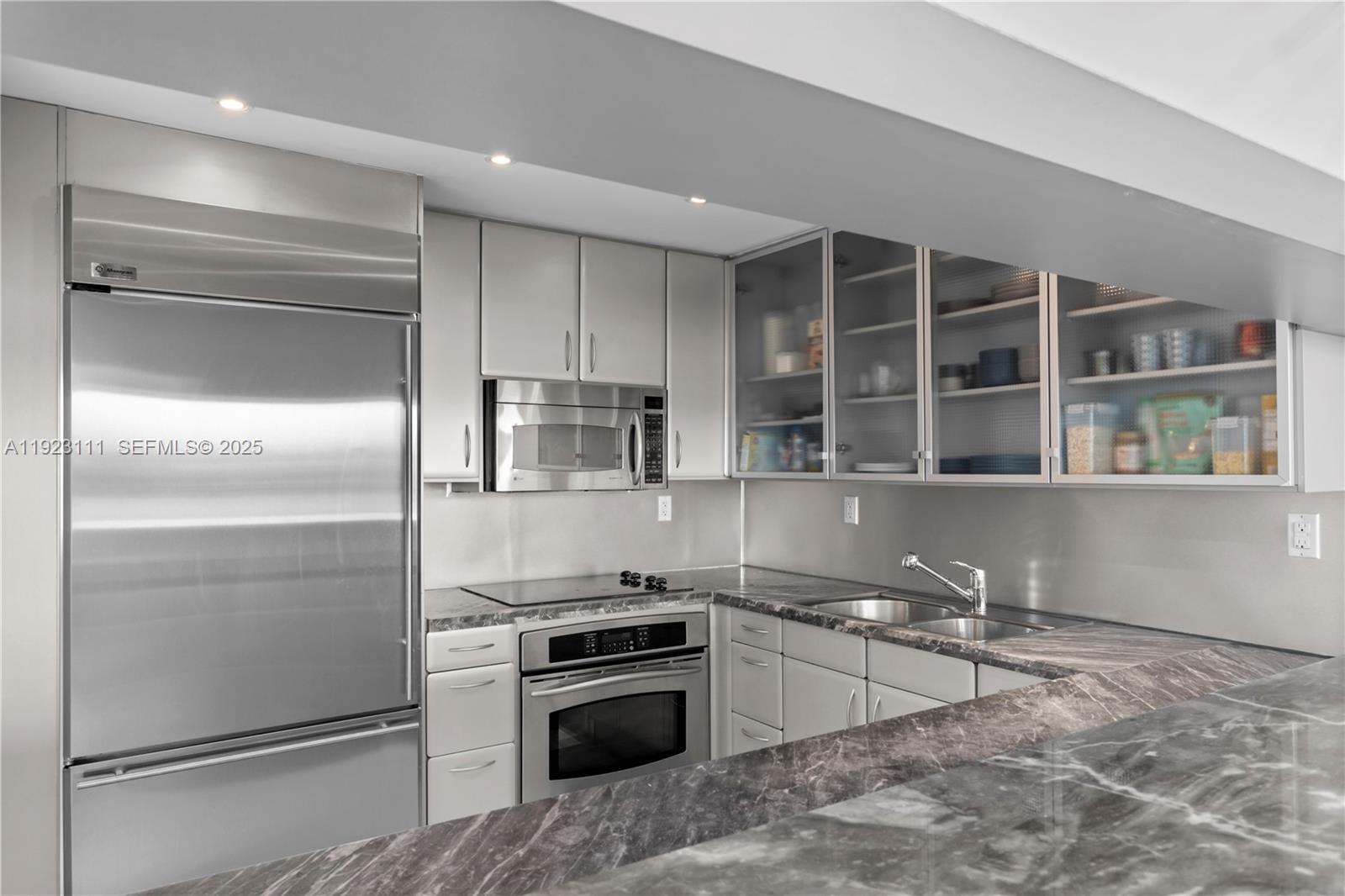 540 West Ave #1514, Miami Beach FL 33139