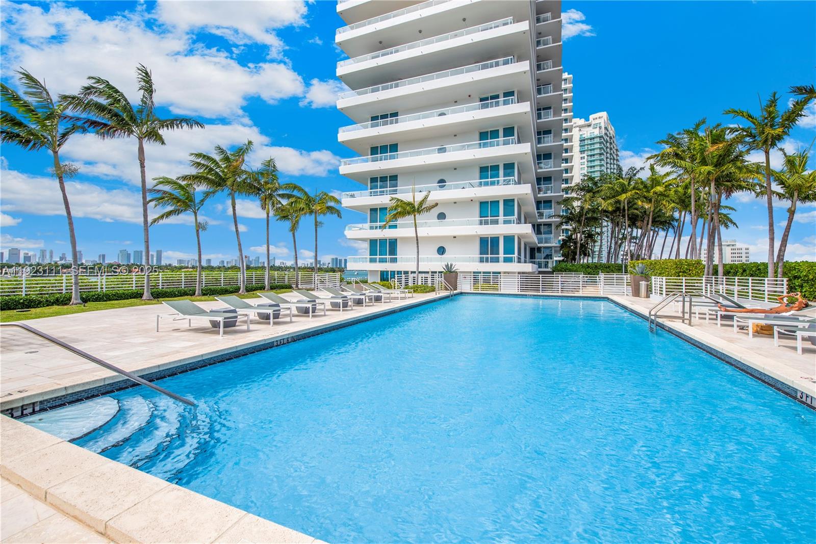 540 West Ave #1514, Miami Beach FL 33139