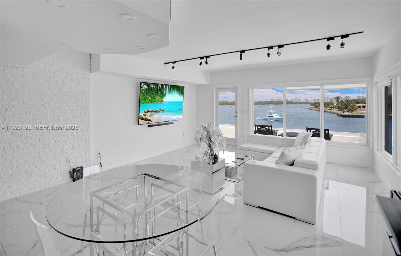 286 Bal Bay Dr #3C, Bal Harbour FL 33154