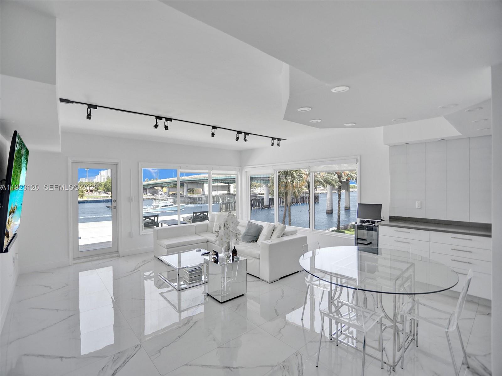 286 Bal Bay Dr #3C, Bal Harbour FL 33154