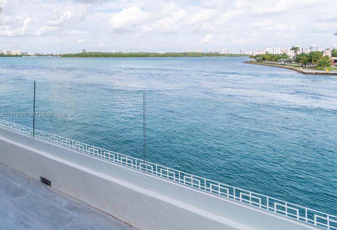 286 Bal Bay Dr #3C, Bal Harbour FL 33154