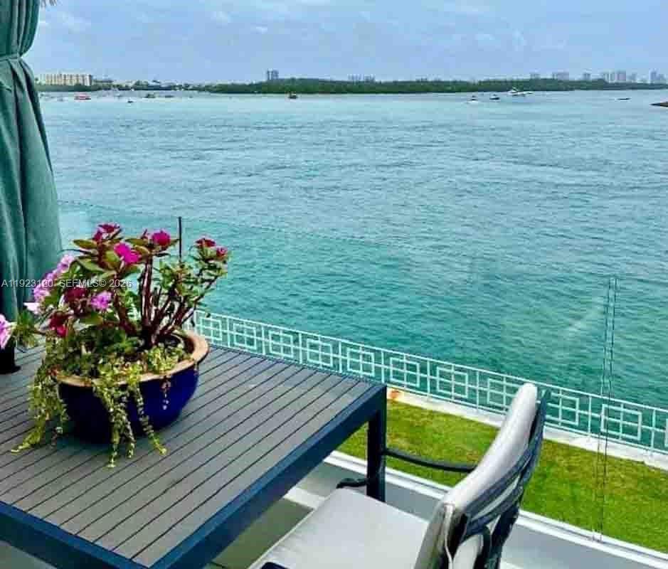 286 Bal Bay Dr #3C, Bal Harbour FL 33154