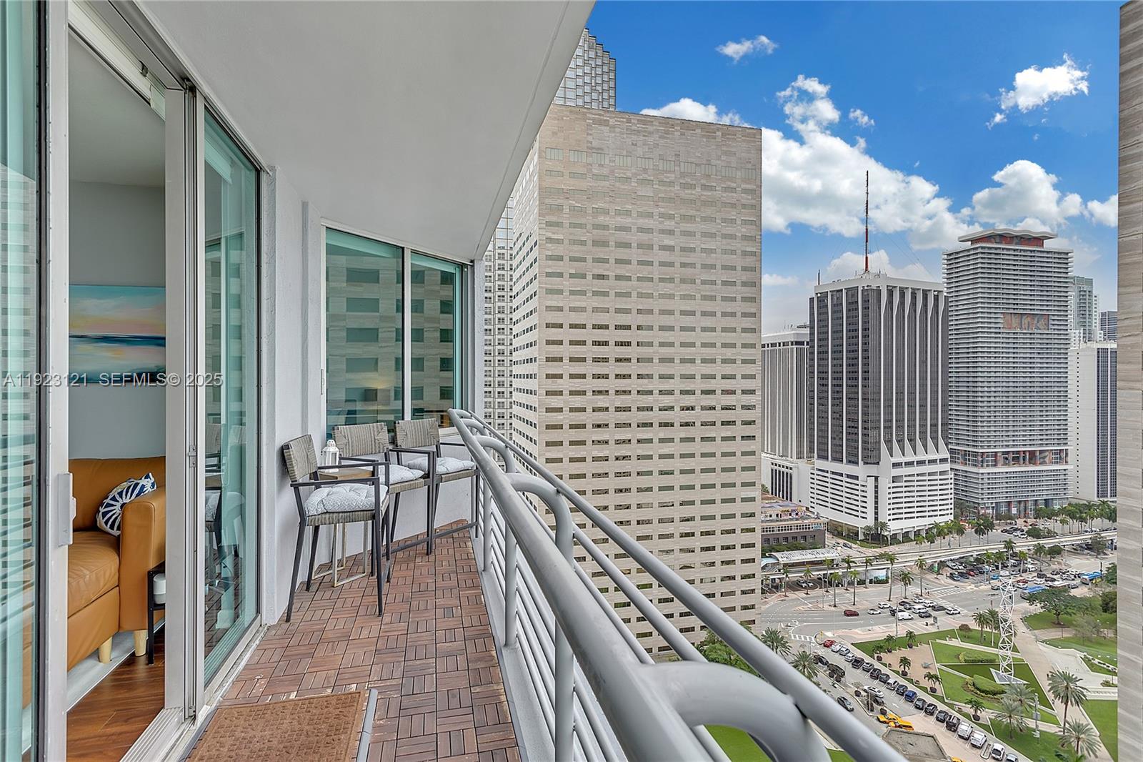 335 S Biscayne Blvd #3008, Miami FL 33131