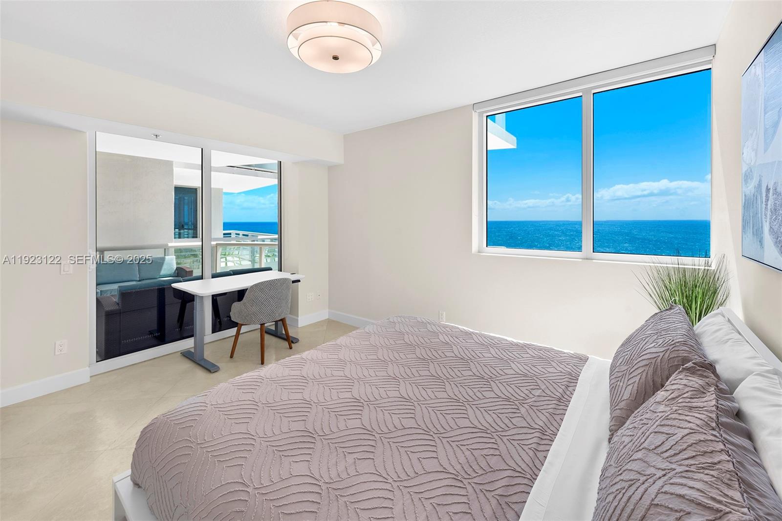3801 Collins Ave #1602, Miami Beach FL 33140