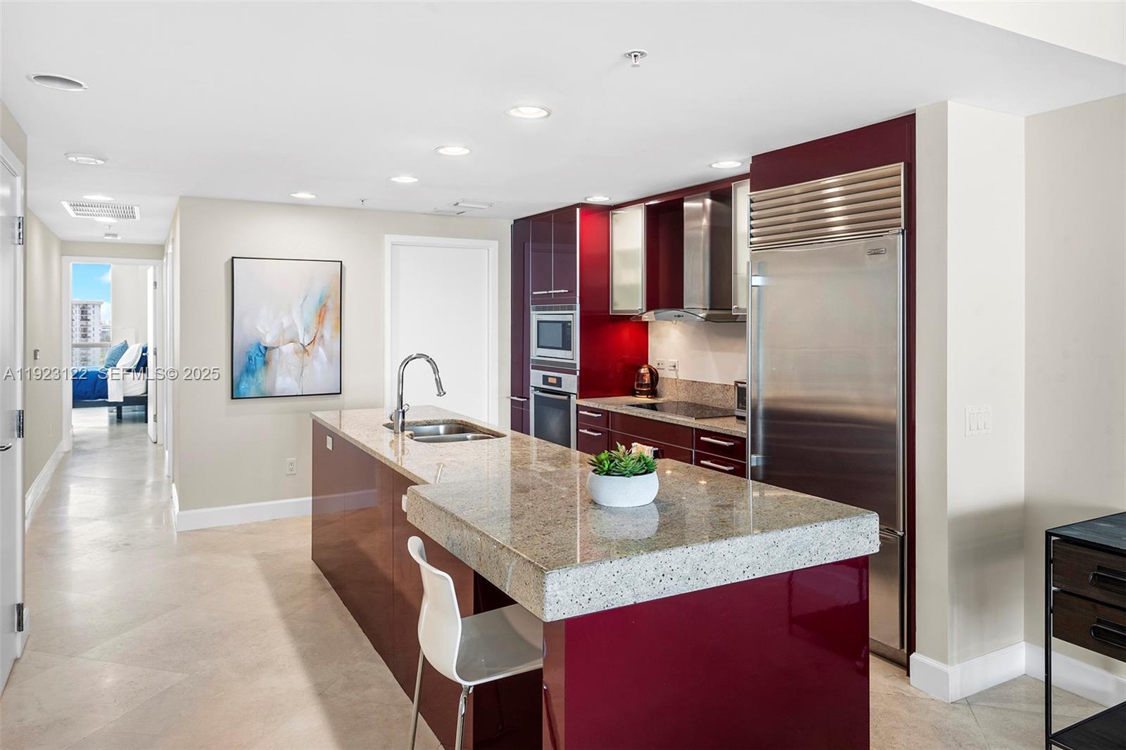 3801 Collins Ave #1602, Miami Beach FL 33140