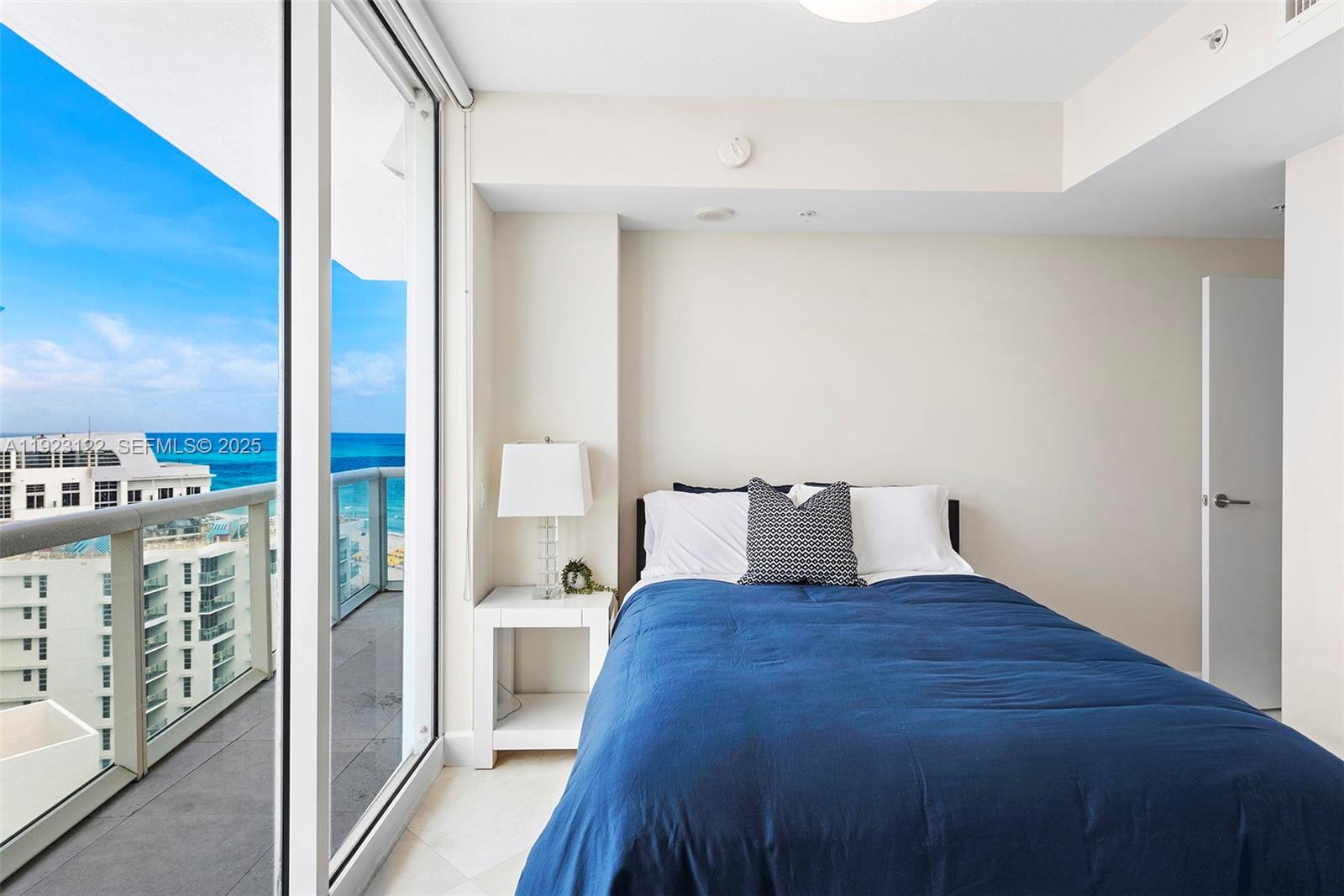3801 Collins Ave #1602, Miami Beach FL 33140