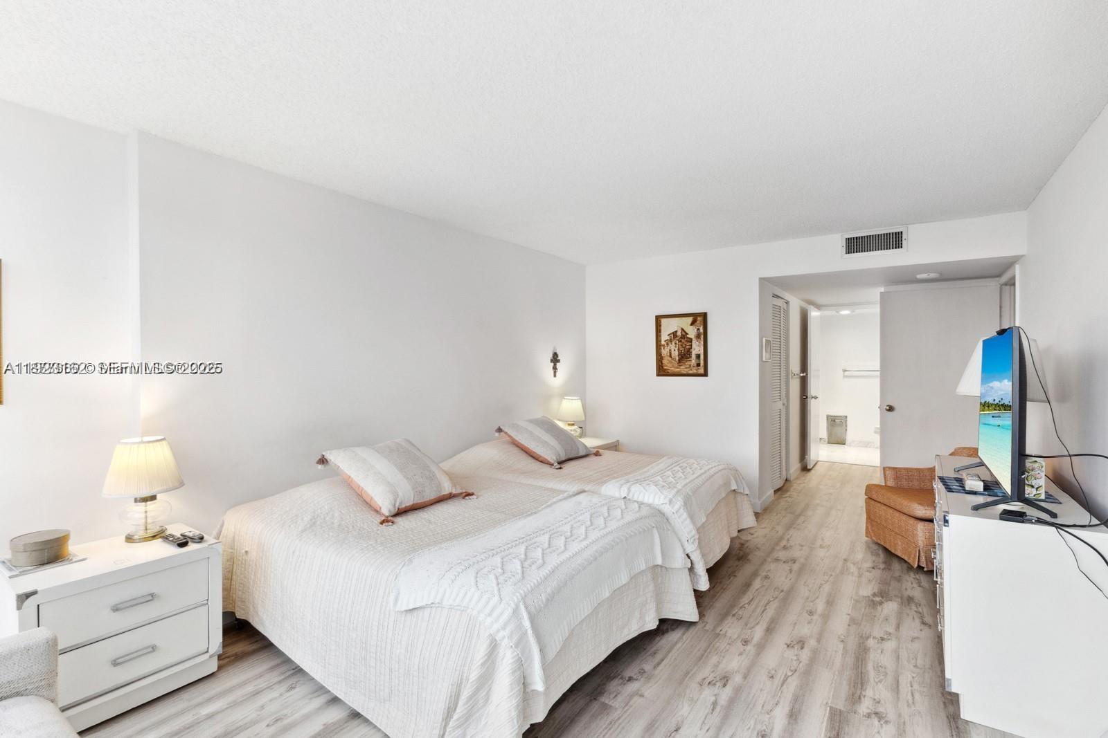 1901 Brickell Ave #B2413, Miami FL 33129