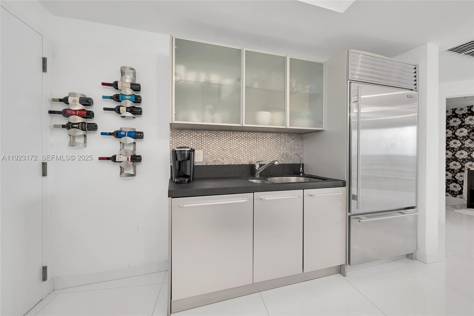 18201 Collins Ave #1002, Sunny Isles Beach FL 33160
