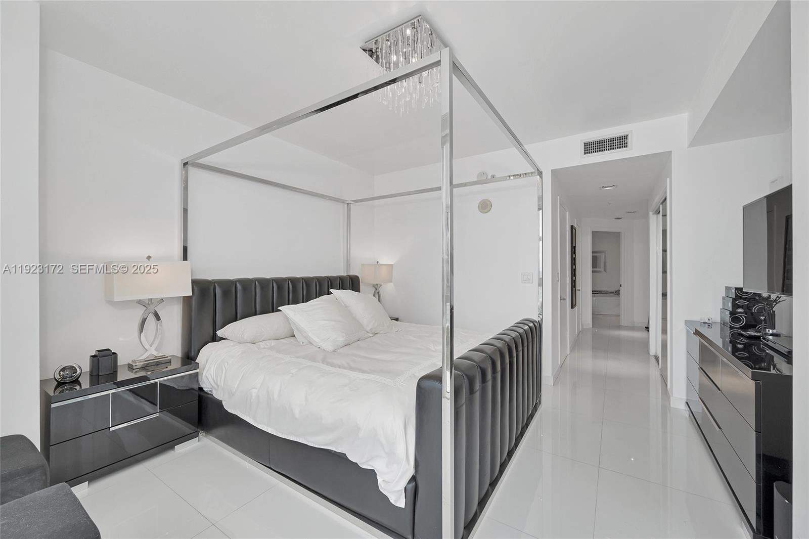 18201 Collins Ave #1002, Sunny Isles Beach FL 33160