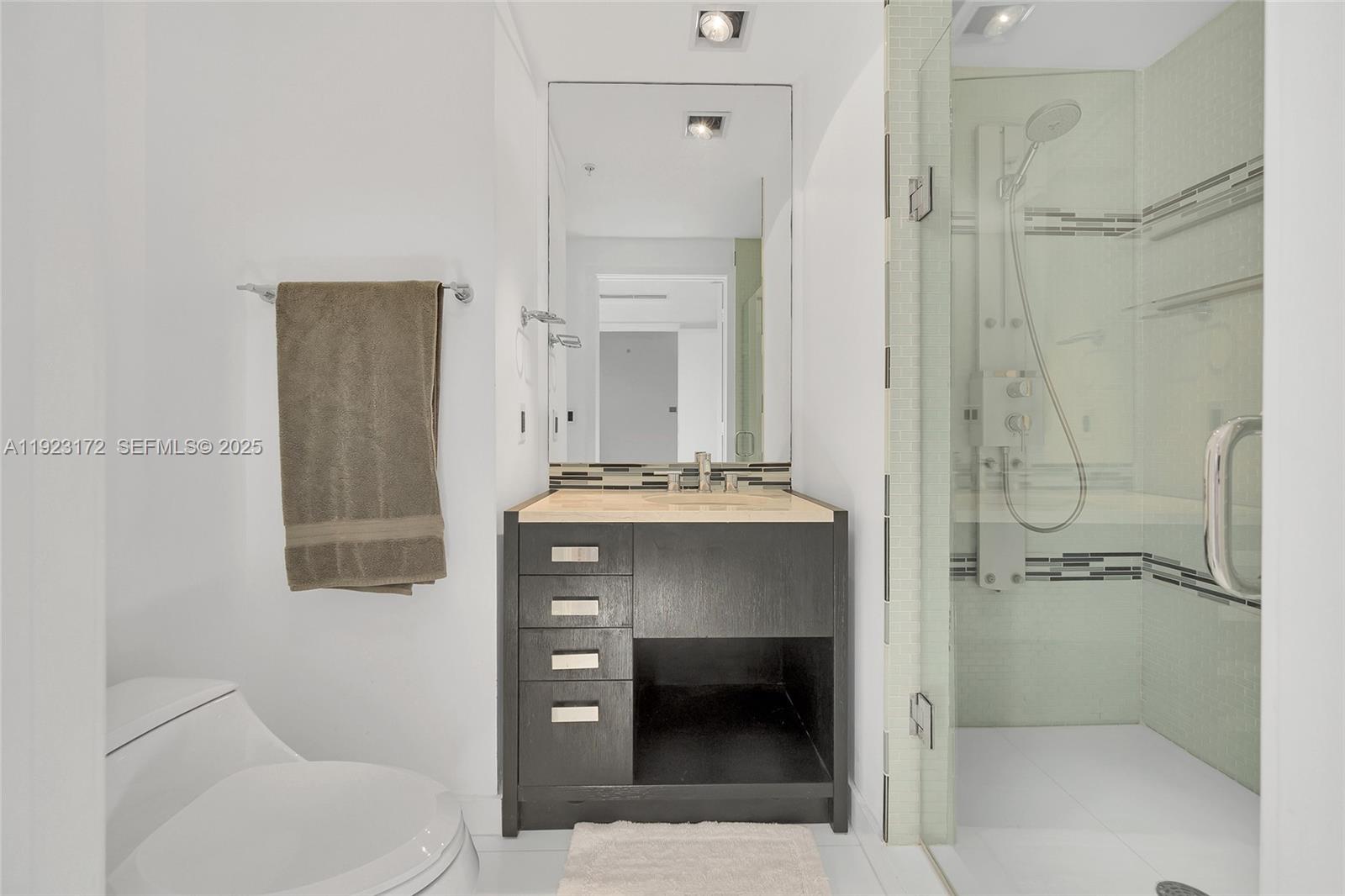 18201 Collins Ave #1002, Sunny Isles Beach FL 33160