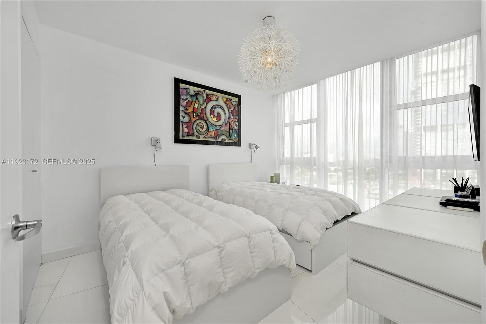 18201 Collins Ave #1002, Sunny Isles Beach FL 33160
