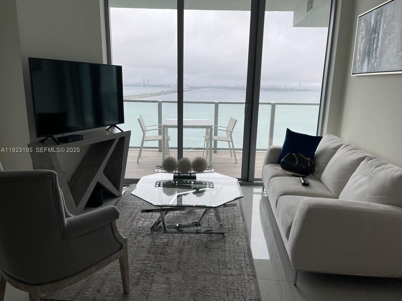 2900 NE 7th Ave #3203, Miami FL 33137