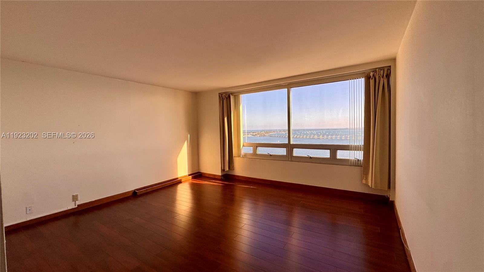 1541 Brickell Ave #C2705, Miami FL 33129