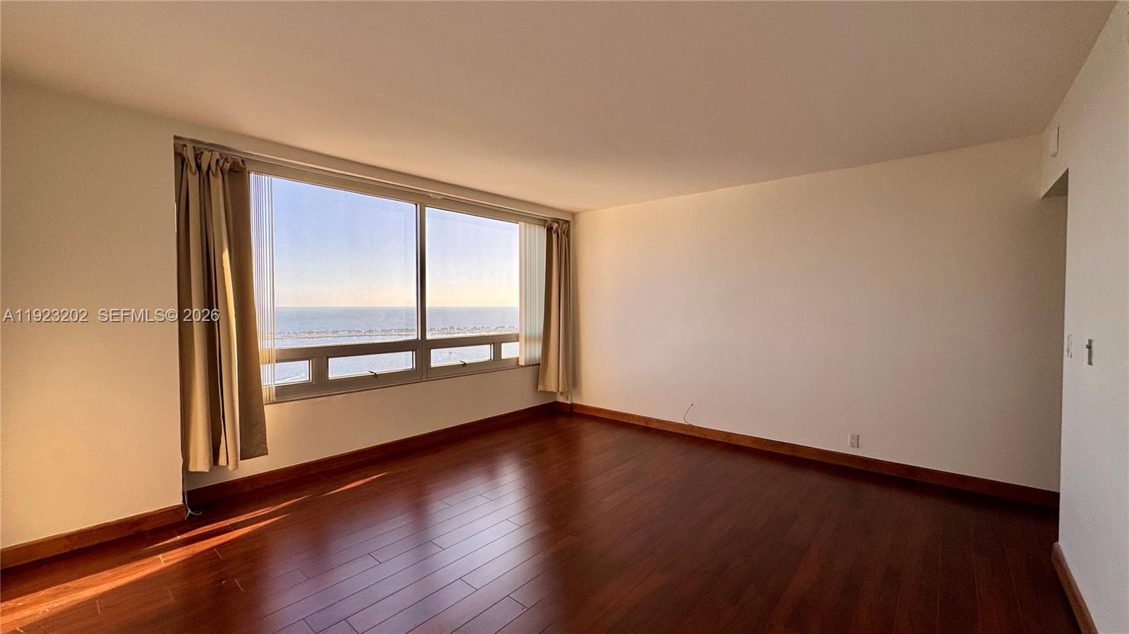 1541 Brickell Ave #C2705, Miami FL 33129