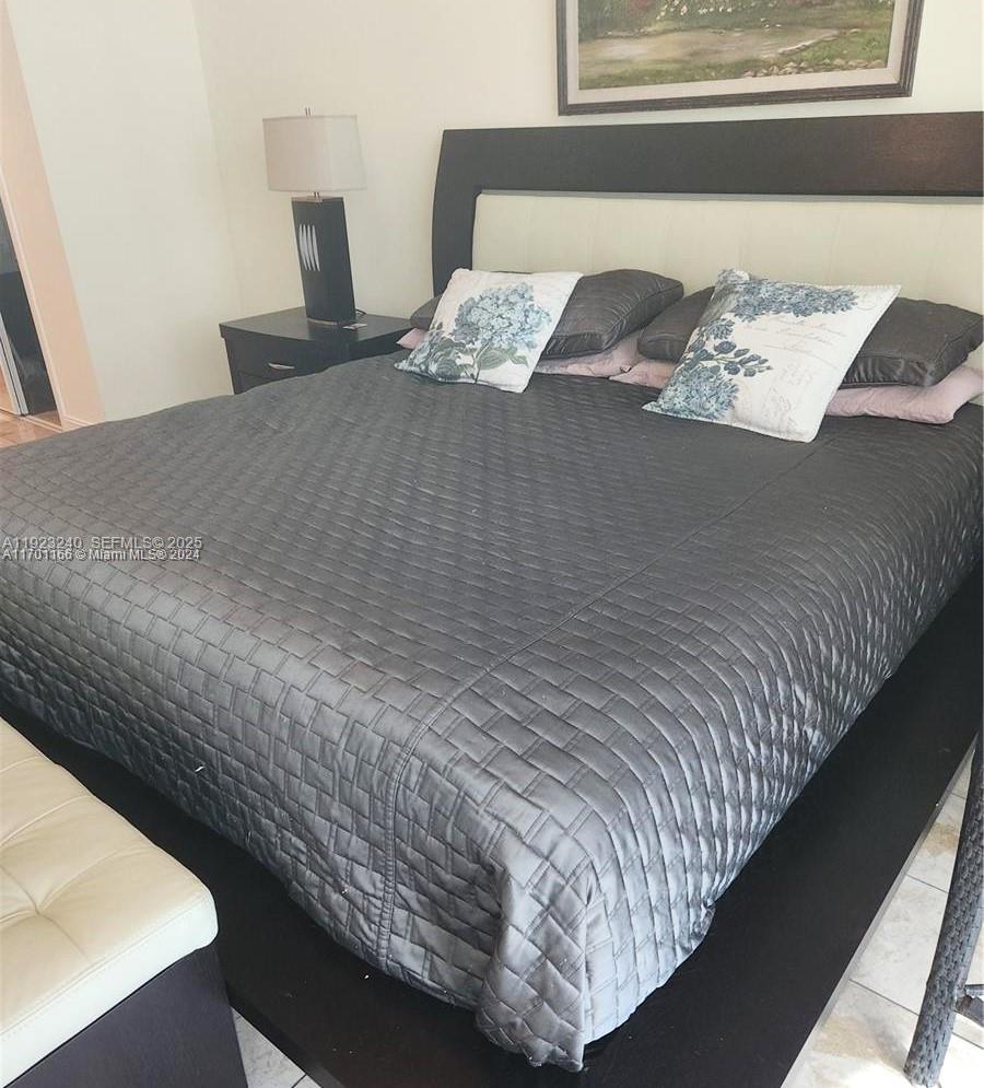18101 Collins Ave #1608, Sunny Isles Beach FL 33160