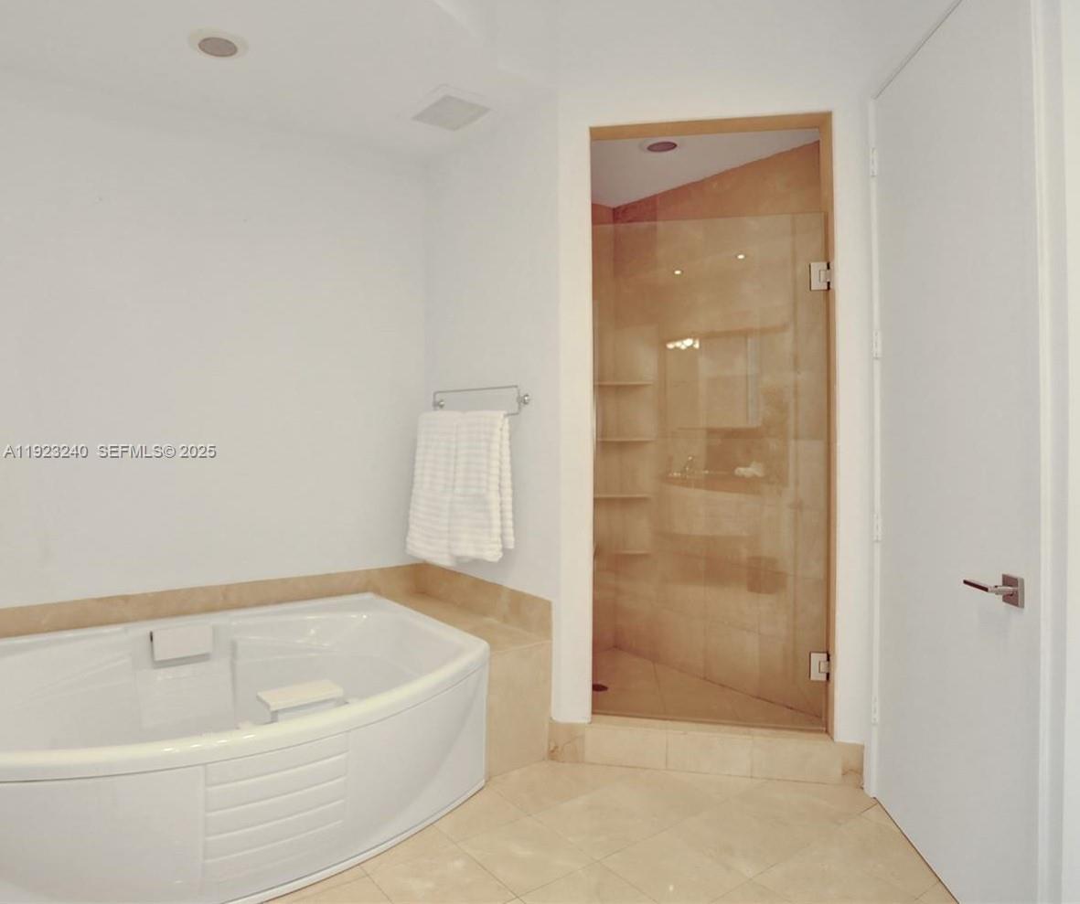 18101 Collins Ave #1608, Sunny Isles Beach FL 33160