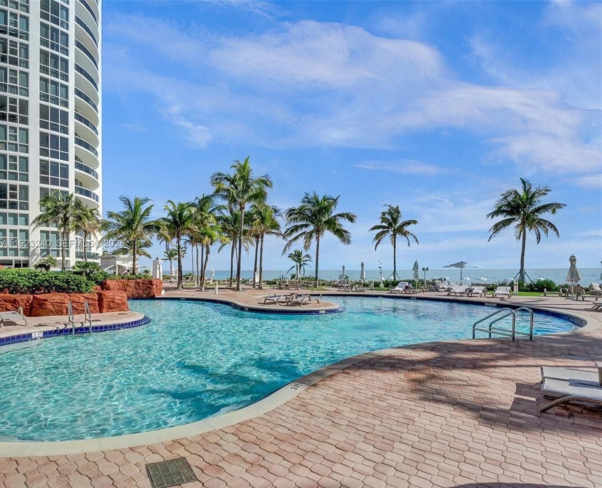 18101 Collins Ave #1608, Sunny Isles Beach FL 33160