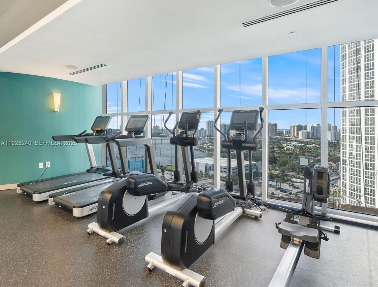 18101 Collins Ave #1608, Sunny Isles Beach FL 33160