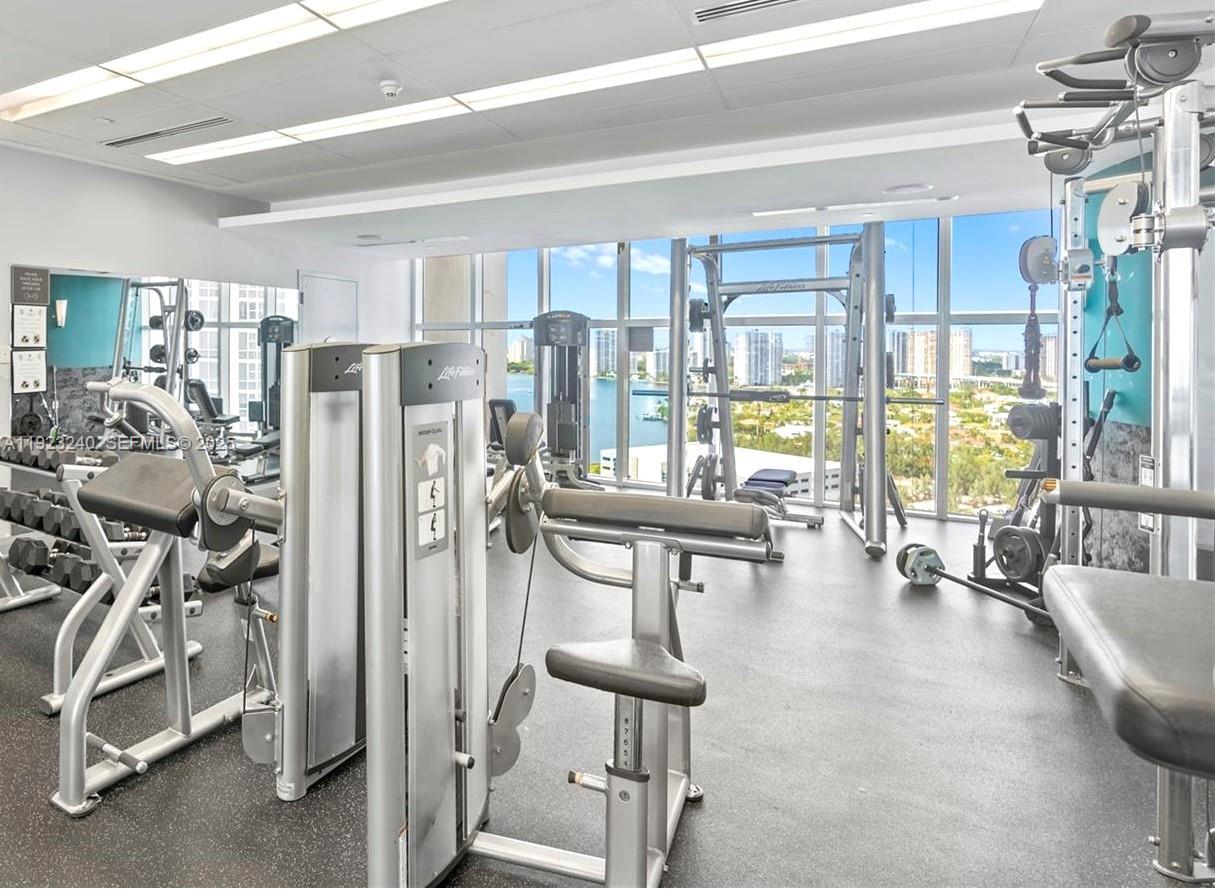 18101 Collins Ave #1608, Sunny Isles Beach FL 33160