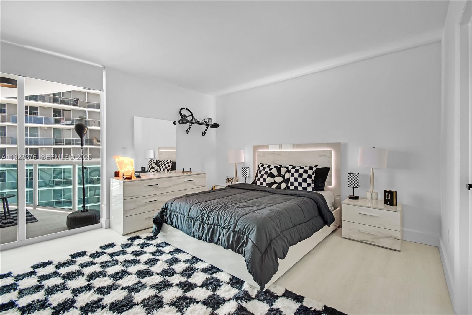 1800 N Bayshore Dr #2201, Miami FL 33132