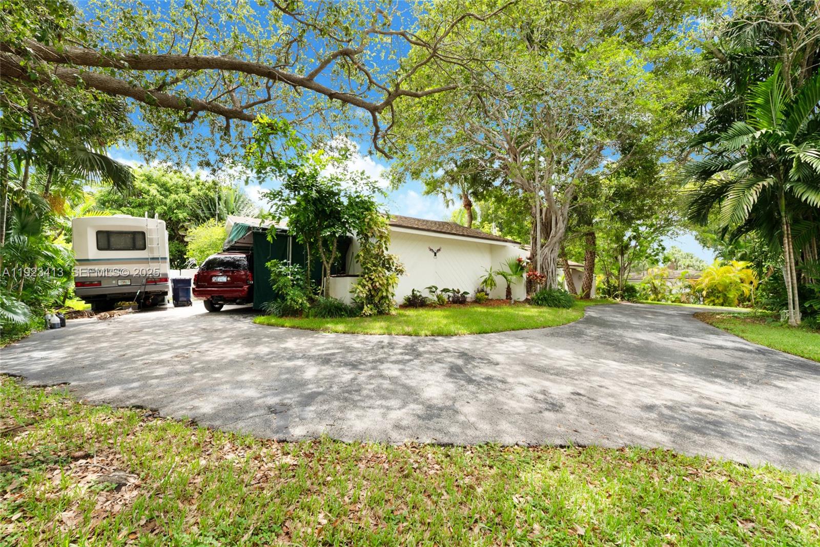 17123 SW 78th Pl, Palmetto Bay FL 33157