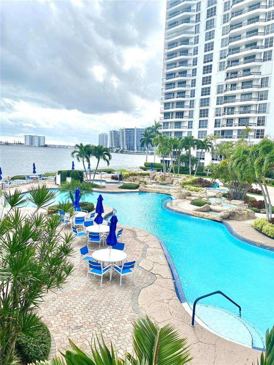 19195 NE 36th Ct #402, Aventura FL 33180