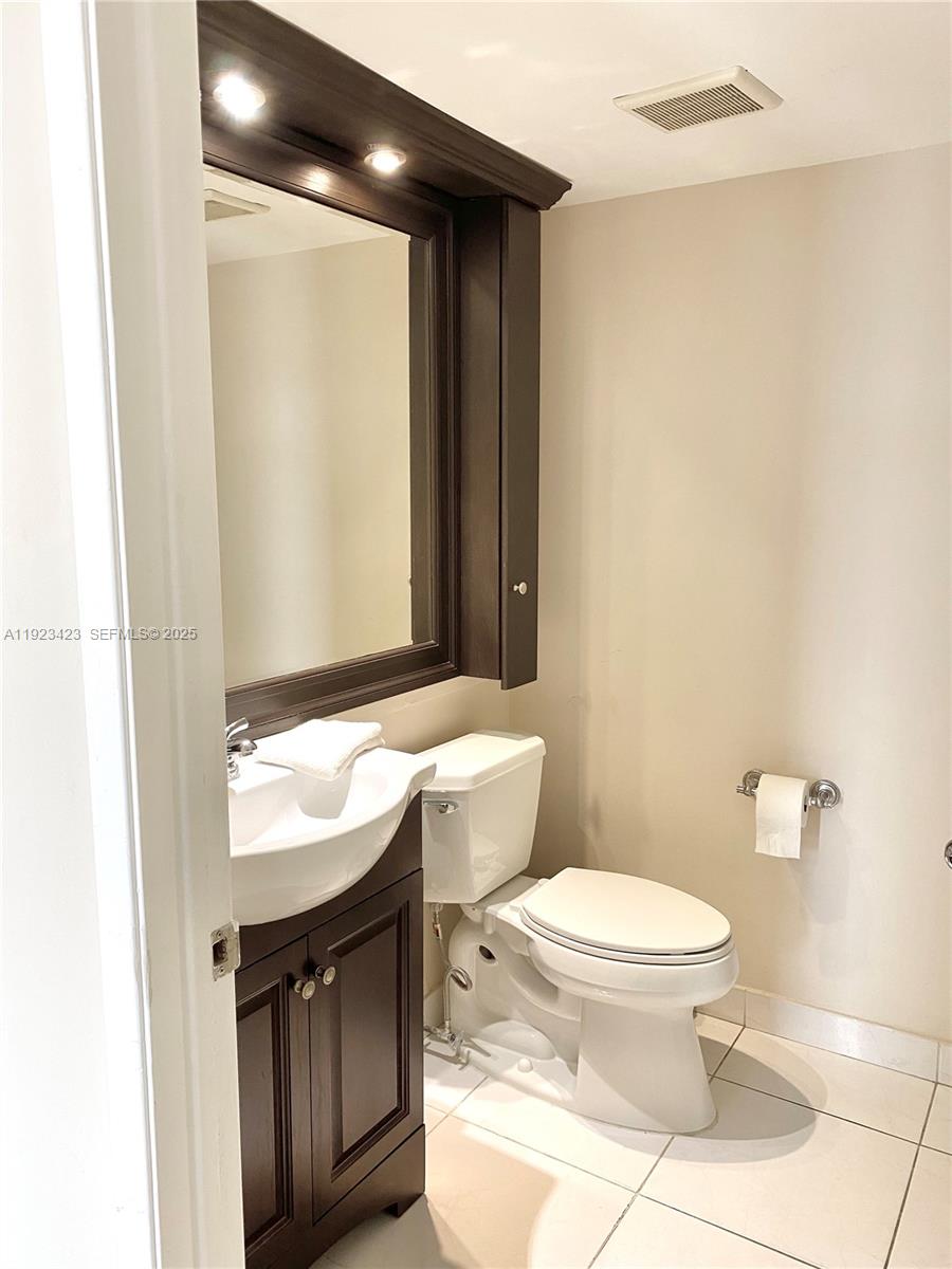 19195 NE 36th Ct #402, Aventura FL 33180