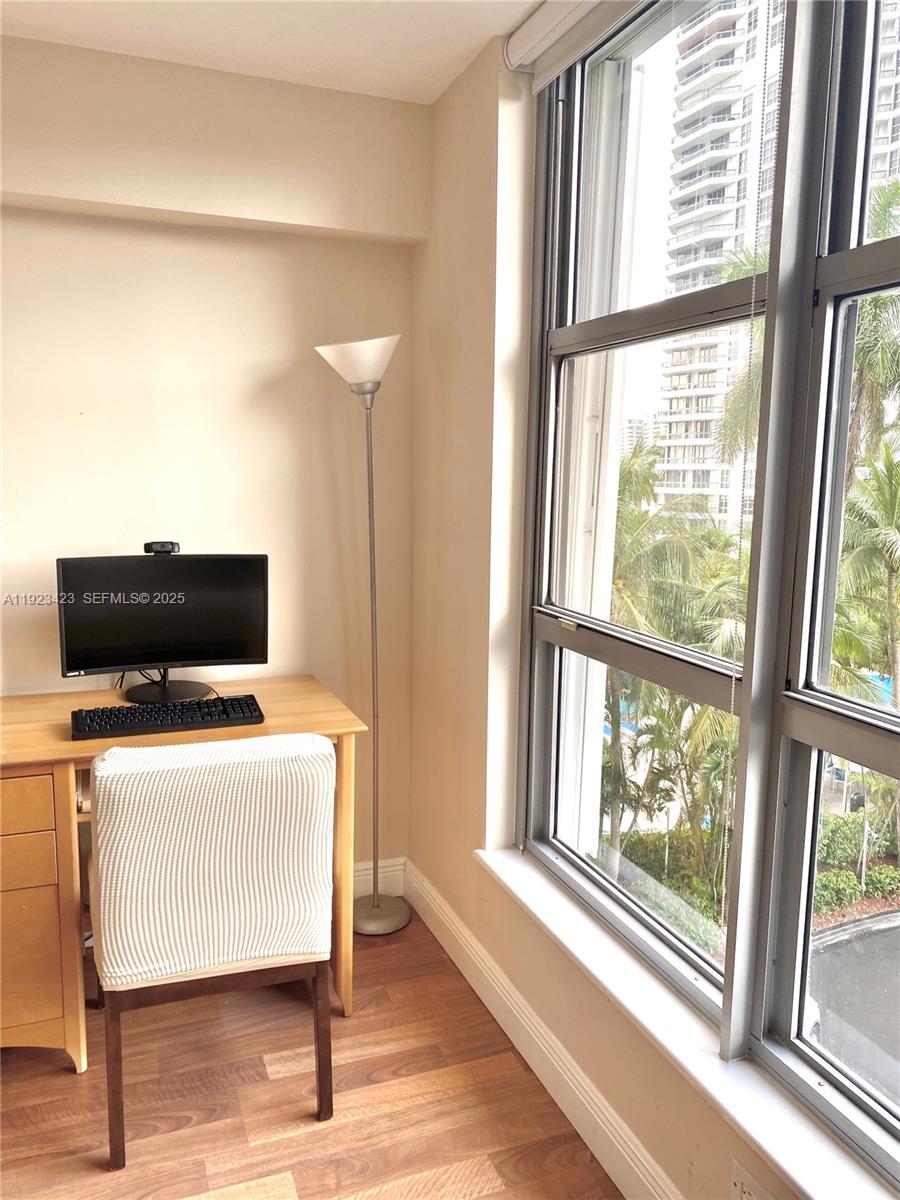 19195 NE 36th Ct #402, Aventura FL 33180