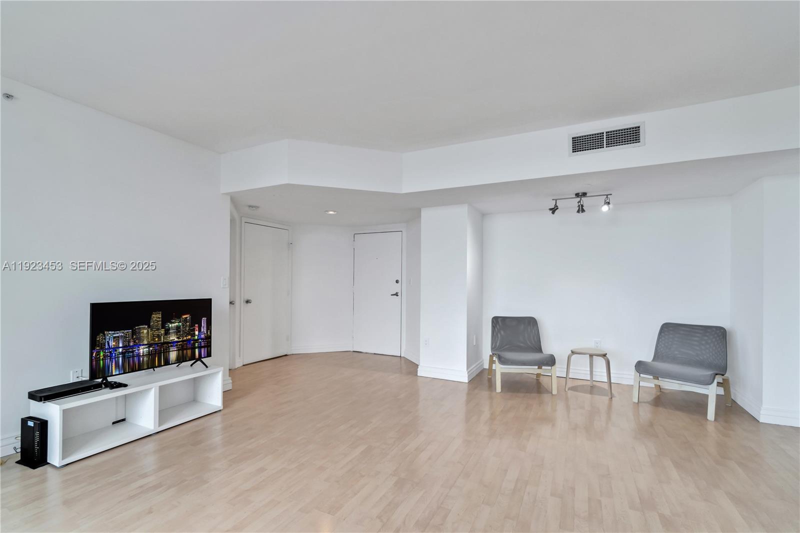 1330 West Ave #1009, Miami Beach FL 33139
