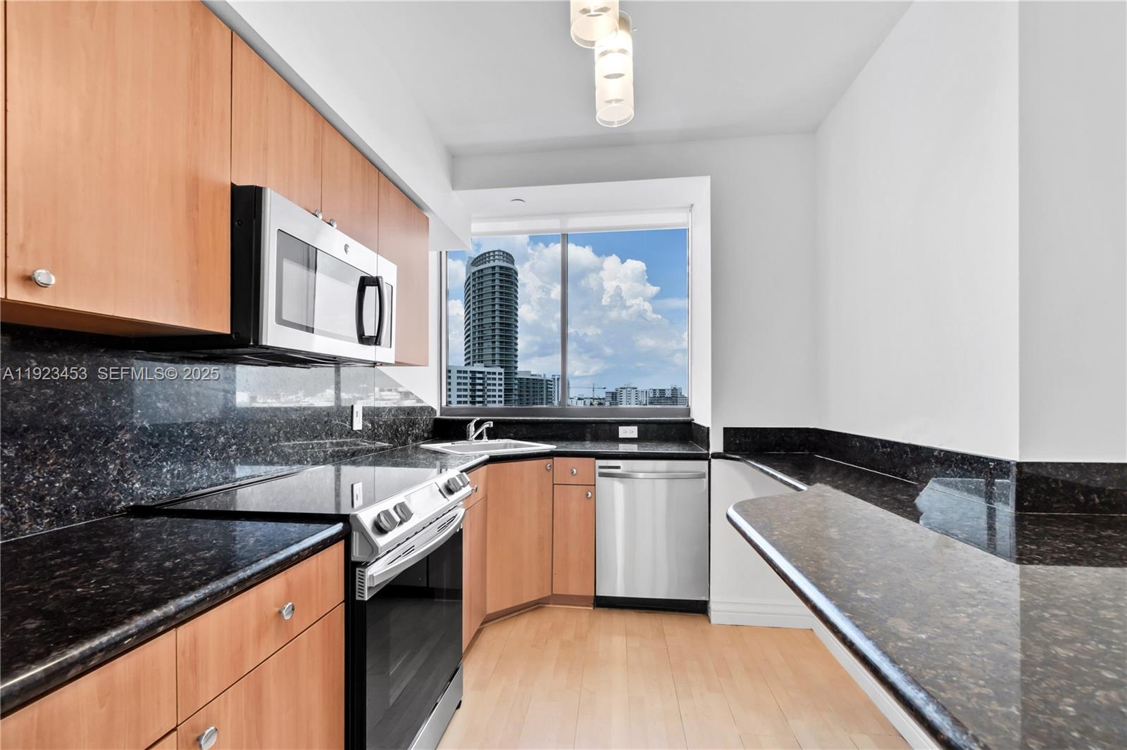 1330 West Ave #1009, Miami Beach FL 33139