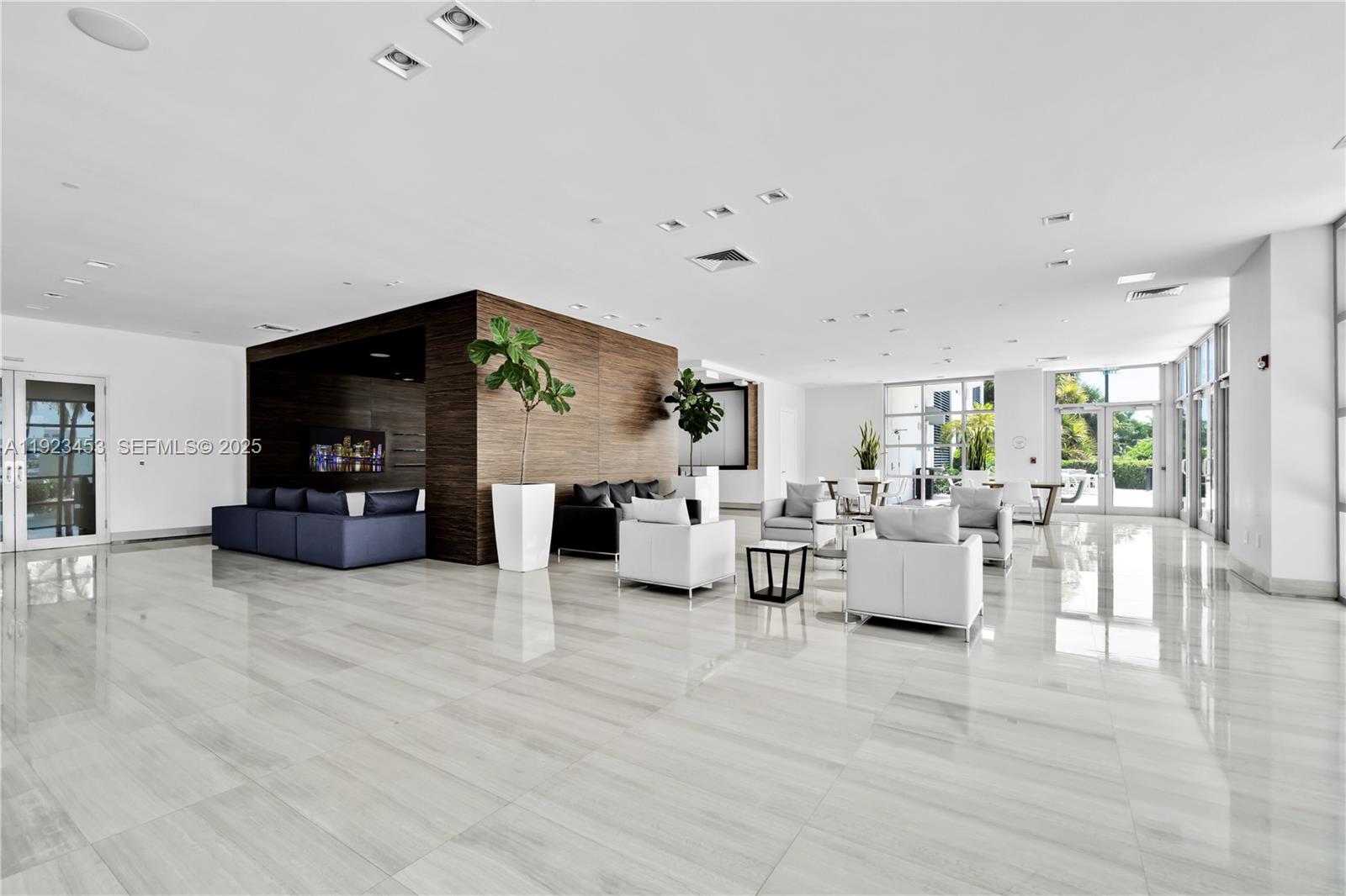 1330 West Ave #1009, Miami Beach FL 33139