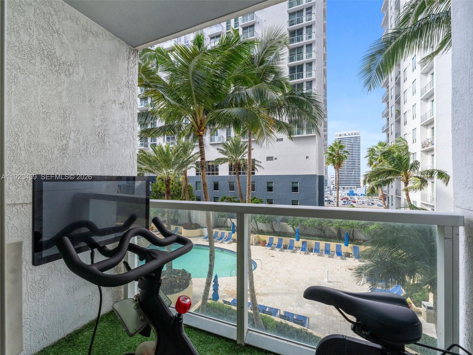 253 NE 2nd St #1002, Miami FL 33132